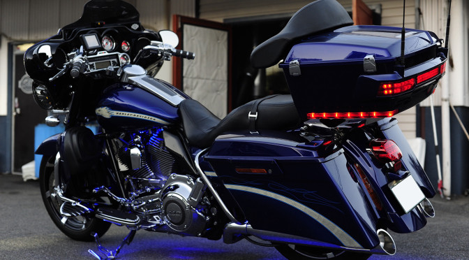 ジキル＆ハイド 取り付け / 2010y FLHXSE 110ci